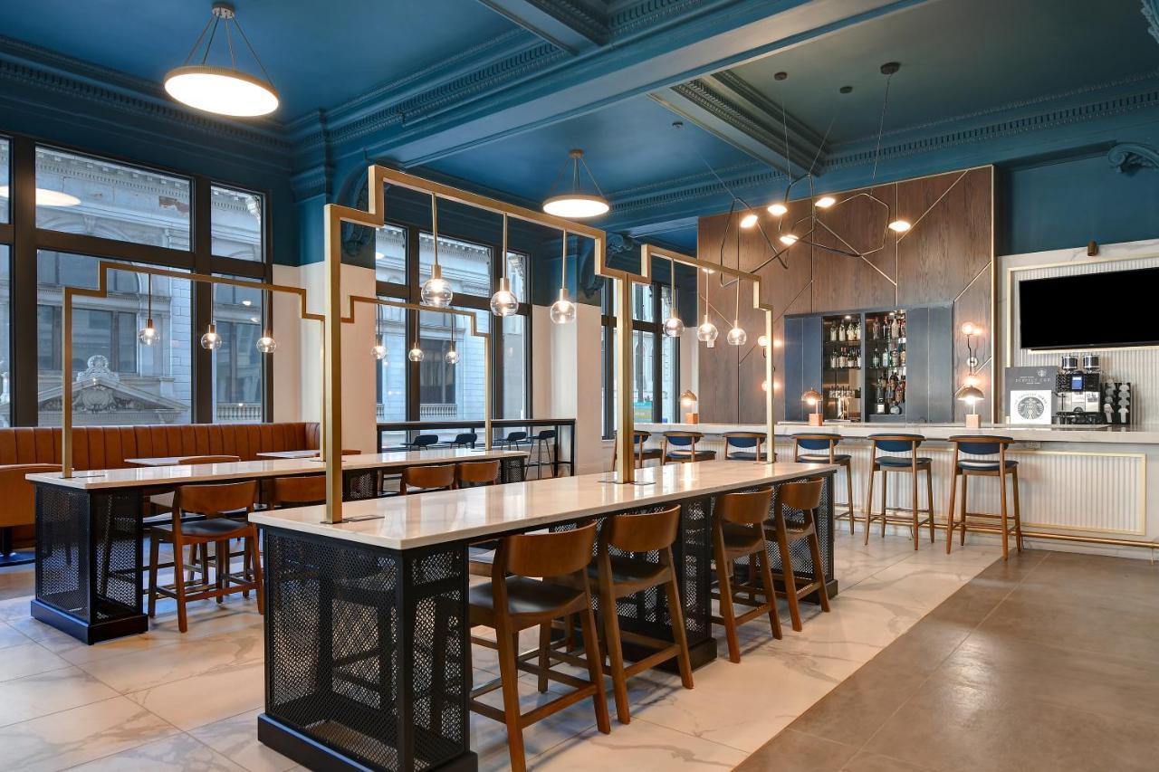 Courtyard By Marriott Cincinnati Downtown Bagian luar foto