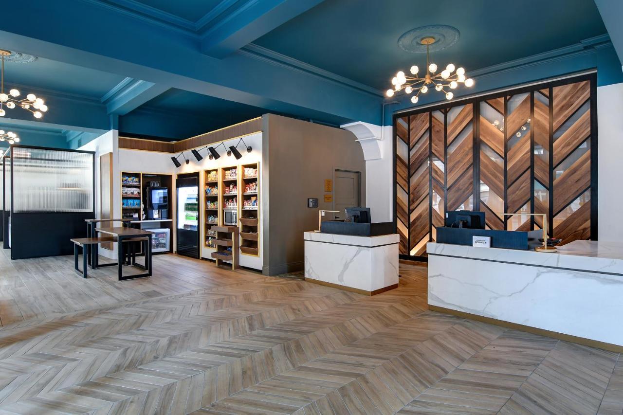 Courtyard By Marriott Cincinnati Downtown Bagian luar foto