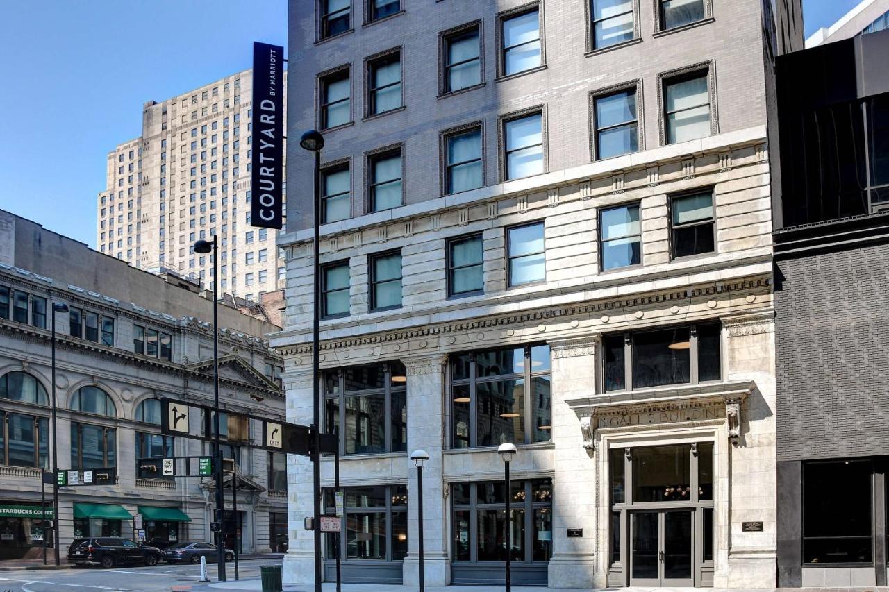 Courtyard By Marriott Cincinnati Downtown Bagian luar foto
