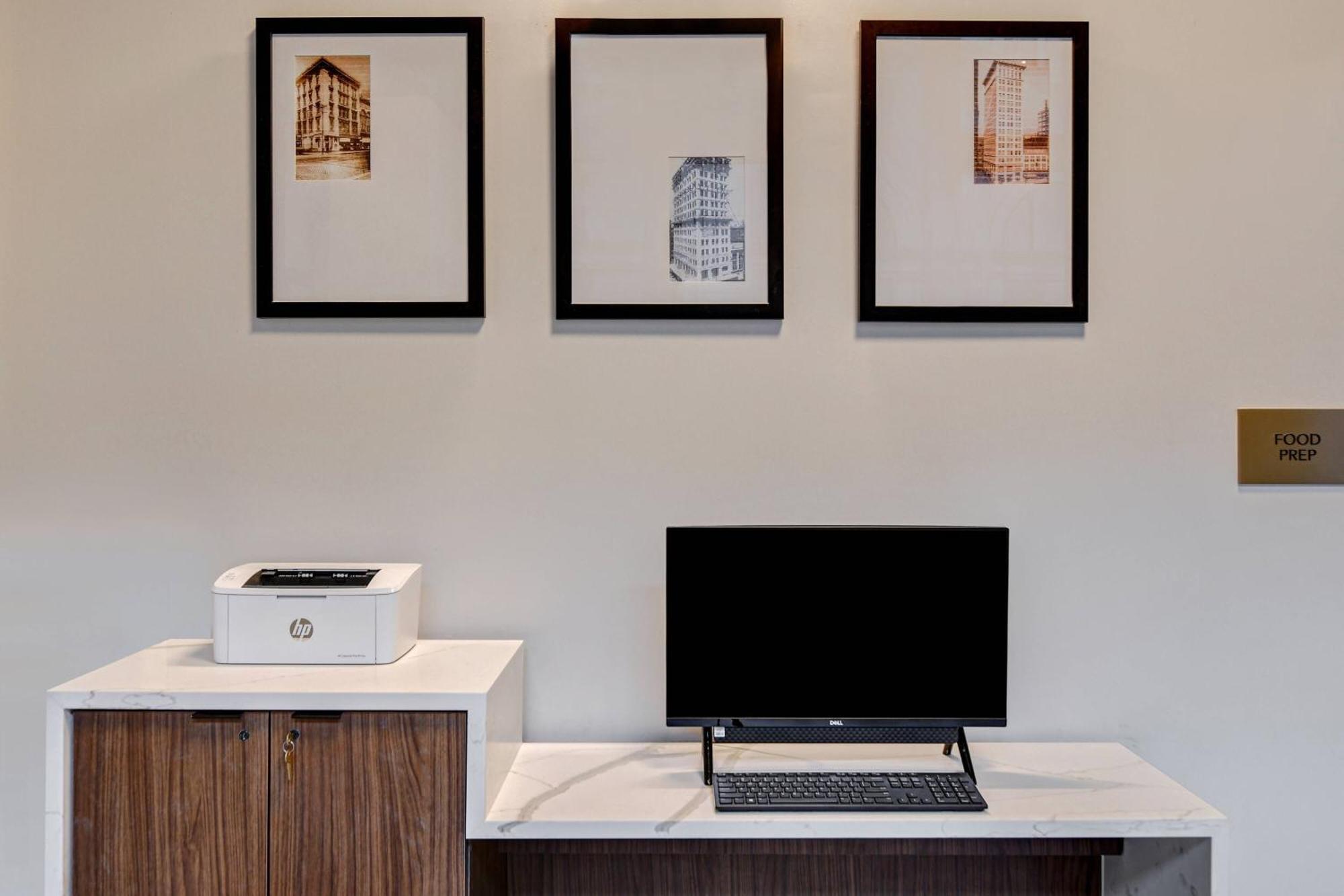 Courtyard By Marriott Cincinnati Downtown Bagian luar foto