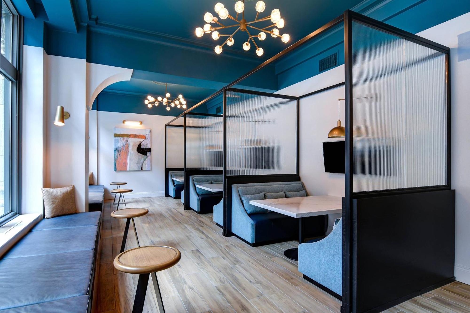 Courtyard By Marriott Cincinnati Downtown Bagian luar foto